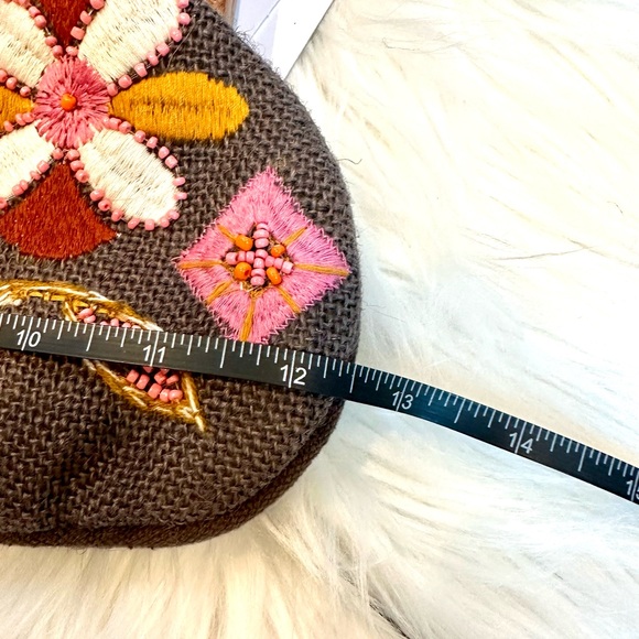 •NWT• chloe and lex charcoal stitched beaded/embroidered celebration clutch - Picture 11 of 12